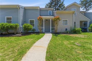 2216 Wellington Circle, Lithonia, GA 30058
