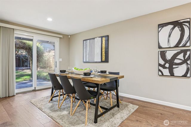 9207 120th Avenue SE, Newcastle, WA 98056