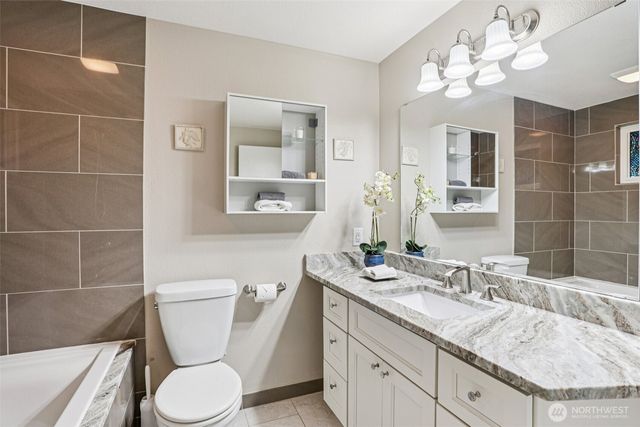 9207 120th Avenue SE, Newcastle, WA 98056