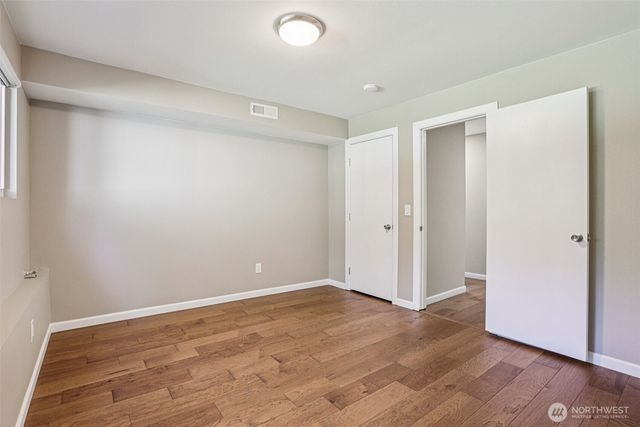 9207 120th Avenue SE, Newcastle, WA 98056