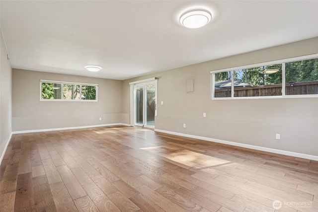 9207 120th Avenue SE, Newcastle, WA 98056