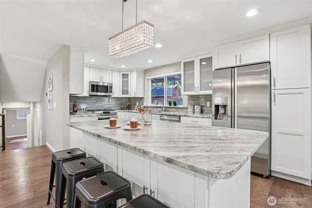 9207 120th Avenue SE, Newcastle, WA 98056