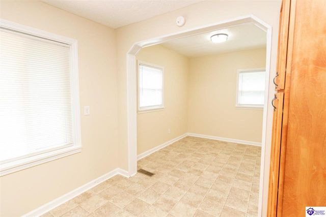 1288 Blackjack Road, Radcliff, KY 40160
