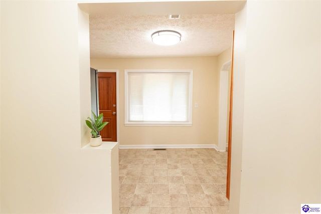 1288 Blackjack Road, Radcliff, KY 40160