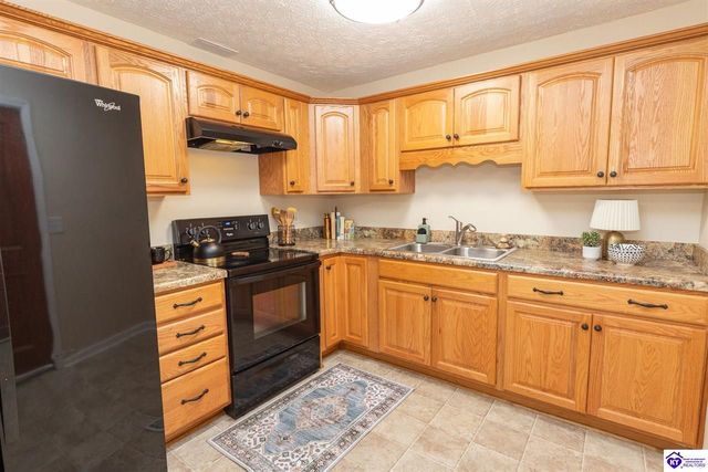 1288 Blackjack Road, Radcliff, KY 40160