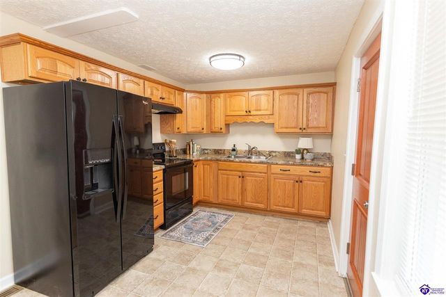 1288 Blackjack Road, Radcliff, KY 40160