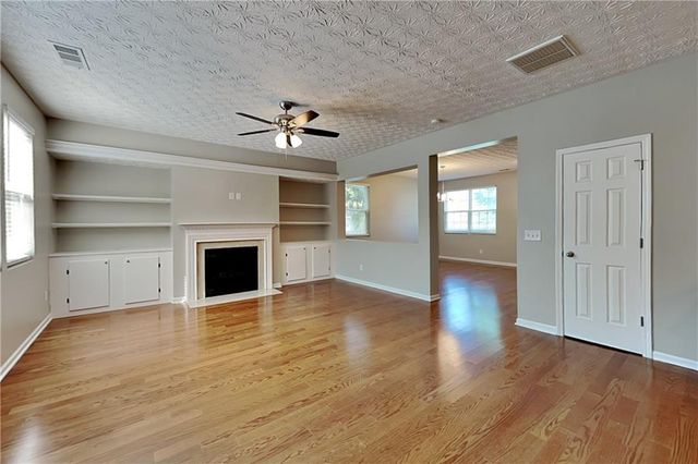 231 Waterbury Way, Douglasville, GA 30134