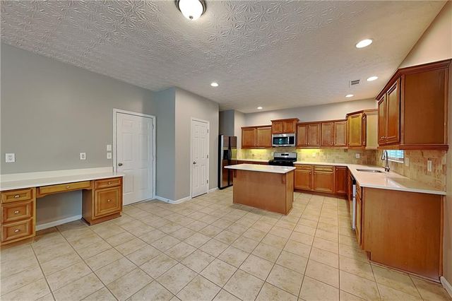 231 Waterbury Way, Douglasville, GA 30134