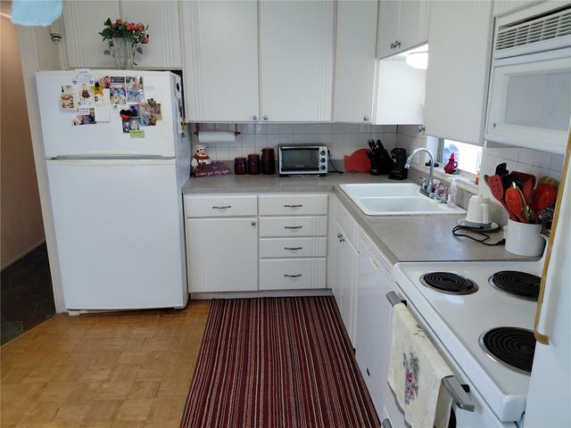 2135 WATERVIEW DRIVE, Holiday, FL 34691