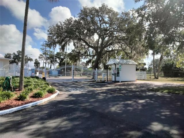 2135 WATERVIEW DRIVE, Holiday, FL 34691