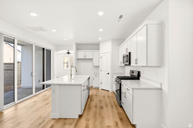 6320 S GREEN DIAMOND CV, St. George, UT 84790