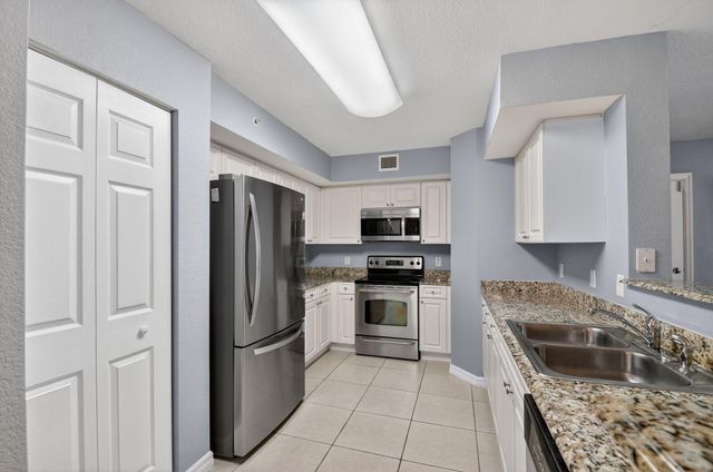 6769 Heritage Grande 2201, Boynton Beach, FL 33437