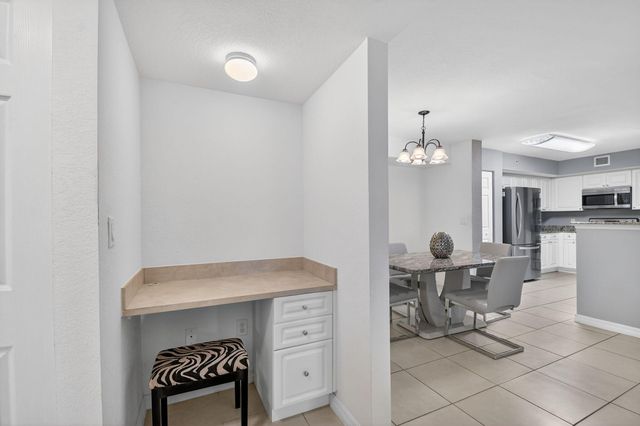 6769 Heritage Grande 2201, Boynton Beach, FL 33437