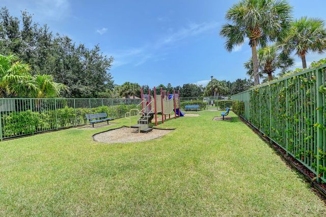 6769 Heritage Grande 2201, Boynton Beach, FL 33437
