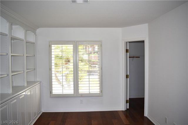 2208 Bay Hill Drive, Las Vegas, NV 89117