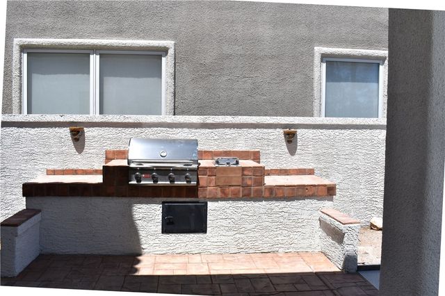 2208 Bay Hill Drive, Las Vegas, NV 89117