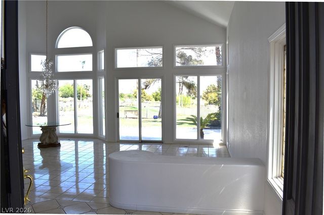 2208 Bay Hill Drive, Las Vegas, NV 89117