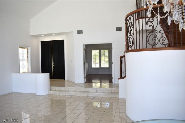 2208 Bay Hill Drive, Las Vegas, NV 89117