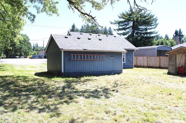 18343 Albany Street SW, Rochester, WA 98579