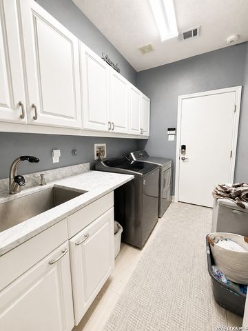 108 CINNABAR TRL, Cibolo, TX 78108