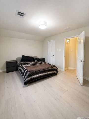 108 CINNABAR TRL, Cibolo, TX 78108