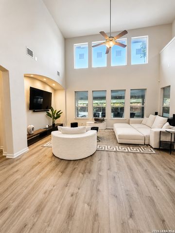 108 CINNABAR TRL, Cibolo, TX 78108