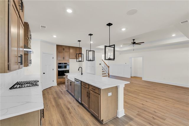 114 Shale Drive, Central, SC 29630