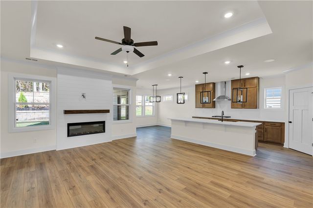 114 Shale Drive, Central, SC 29630