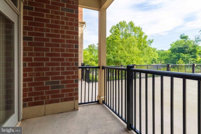 264 CARSON TER, Huntingdon Valley, PA 19006