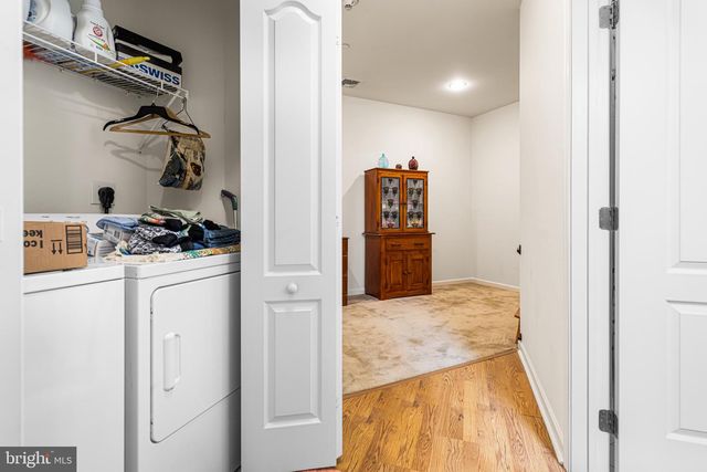 264 CARSON TER, Huntingdon Valley, PA 19006