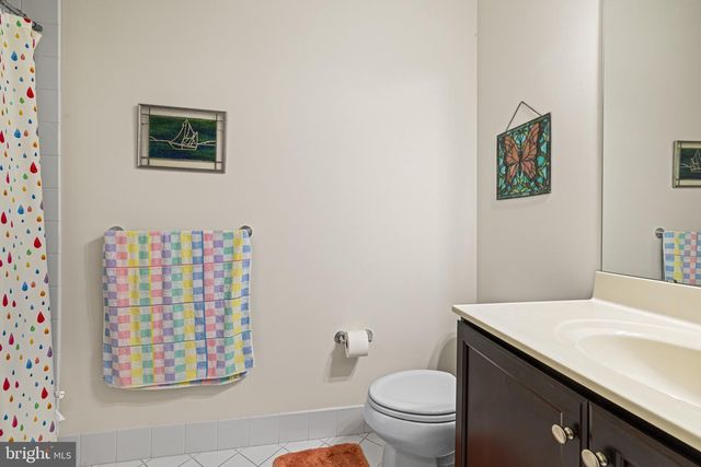 264 CARSON TER, Huntingdon Valley, PA 19006
