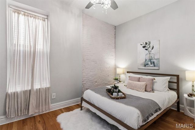 5412 Reber Place, St Louis, MO 63139