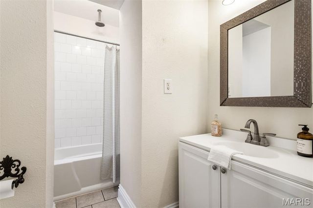 5412 Reber Place, St Louis, MO 63139