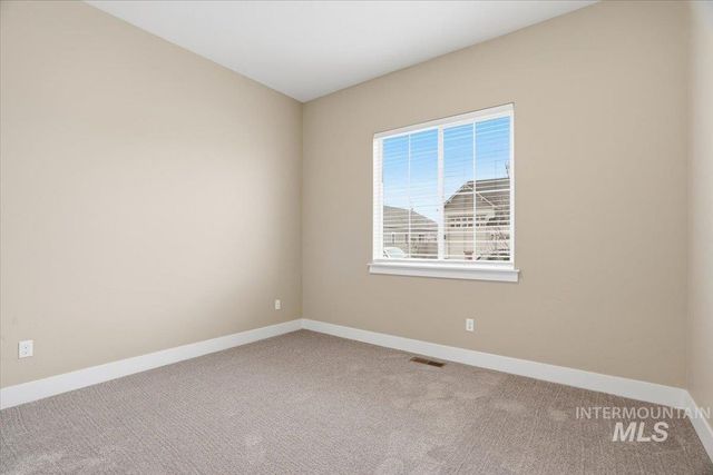 17151 N Yorktown Way, Nampa, ID 83687