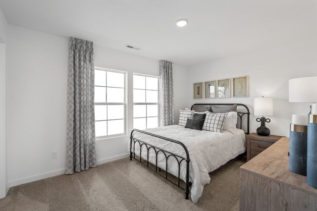 1000 Elliott Williams Pvt Way, Gallatin, TN 37066