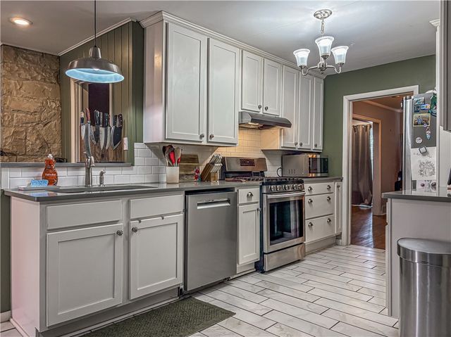 721 Rogers Avenue, Harrison, AR 72601