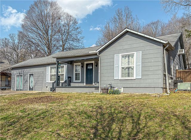 721 Rogers Avenue, Harrison, AR 72601