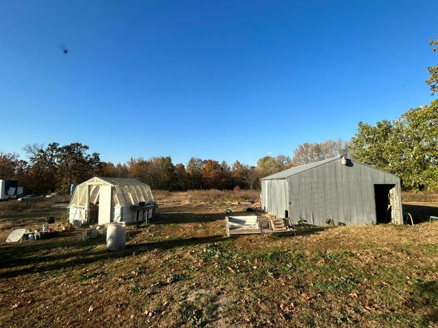 20600 Lawrence 2200, Aurora, MO 65605