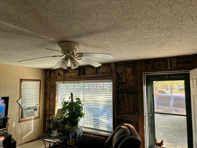 20600 Lawrence 2200, Aurora, MO 65605