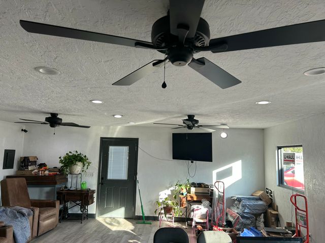 20600 Lawrence 2200, Aurora, MO 65605