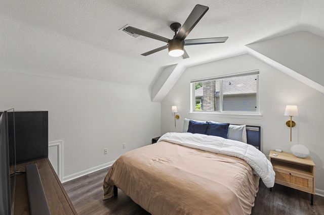 16105 Wall Street, Jersey Village, TX 77040