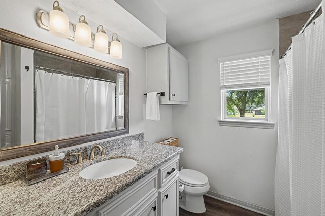 16105 Wall Street, Jersey Village, TX 77040