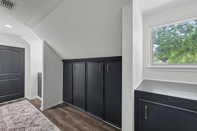 16105 Wall Street, Jersey Village, TX 77040