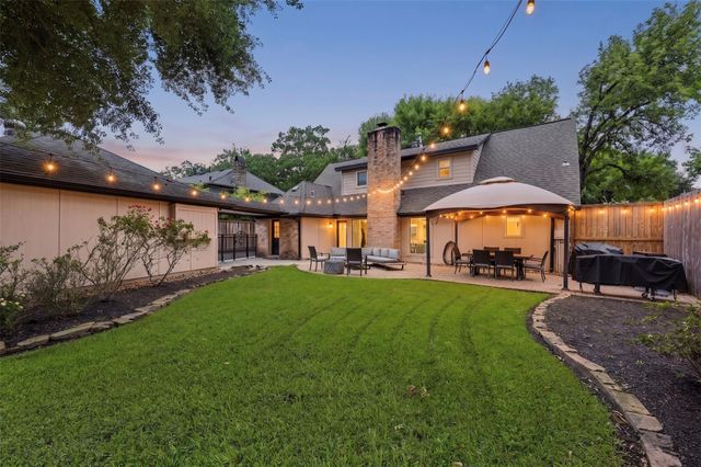 16105 Wall Street, Jersey Village, TX 77040