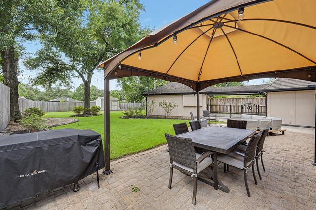 16105 Wall Street, Jersey Village, TX 77040
