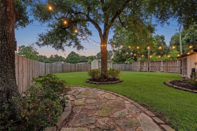 16105 Wall Street, Jersey Village, TX 77040