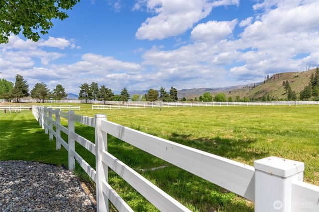 3 A Ross Road, Twisp, WA 98856