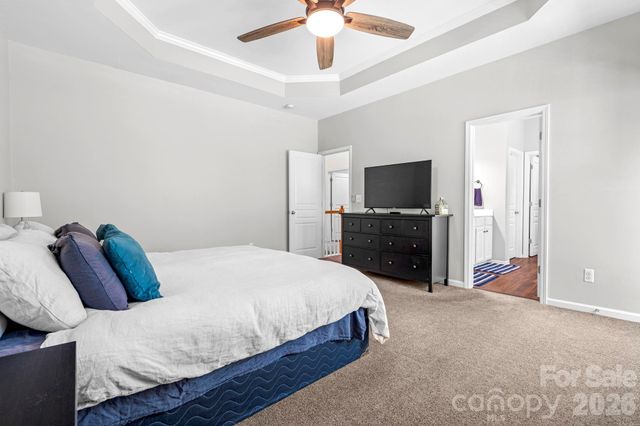 8543 Brookings Drive, Charlotte, NC 28269