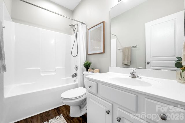 8543 Brookings Drive, Charlotte, NC 28269
