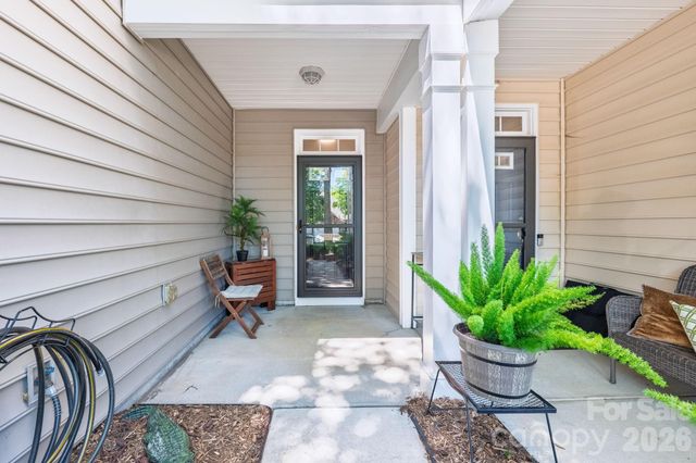 8543 Brookings Drive, Charlotte, NC 28269